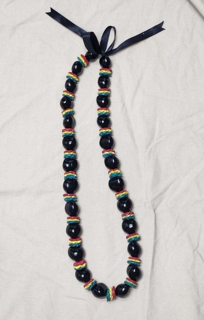 Rasta Shell Kukui Nut Lei