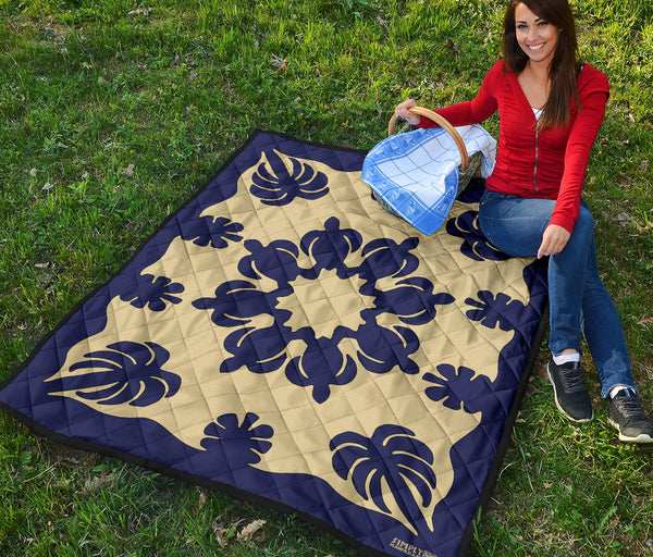Honu Palm Blue/Natural Printed Quilted Blanket