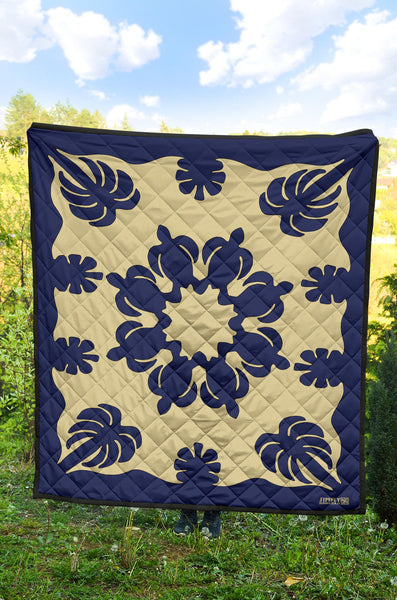 Honu Palm Blue/Natural Printed Quilted Blanket